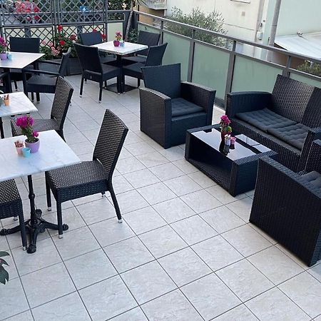 Hotel Liana Rimini Eksteriør bilde